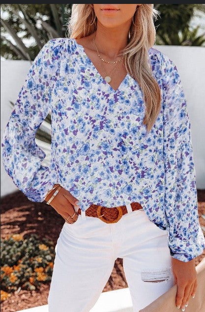 Floral V-Neck Puff Sleeve Blouse